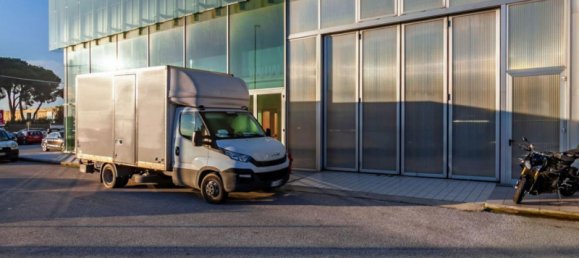 1900m² Warehouse in Viareggio, Italy No. 376346 17