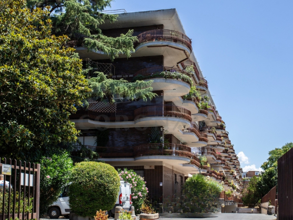 2 bedrooms Apartment in Rome, Italy No. 394826