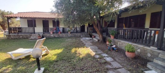 200m² Property in Chalkidiki, Greece No. 3880 2