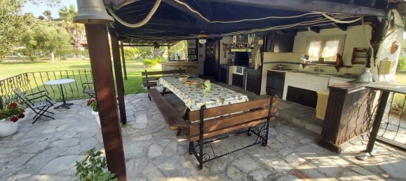 200m² Property in Chalkidiki, Greece No. 3880 8