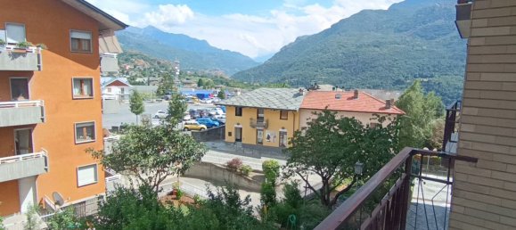 5 rooms Apartment in Saint Vincent, Italy No. 306692 21