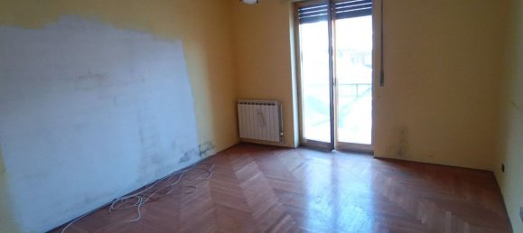 5 rooms Apartment in Saint Vincent, Italy No. 306692 19