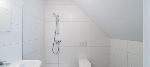 2غرفة شقة في Liesing, Austria رقم 139601 9