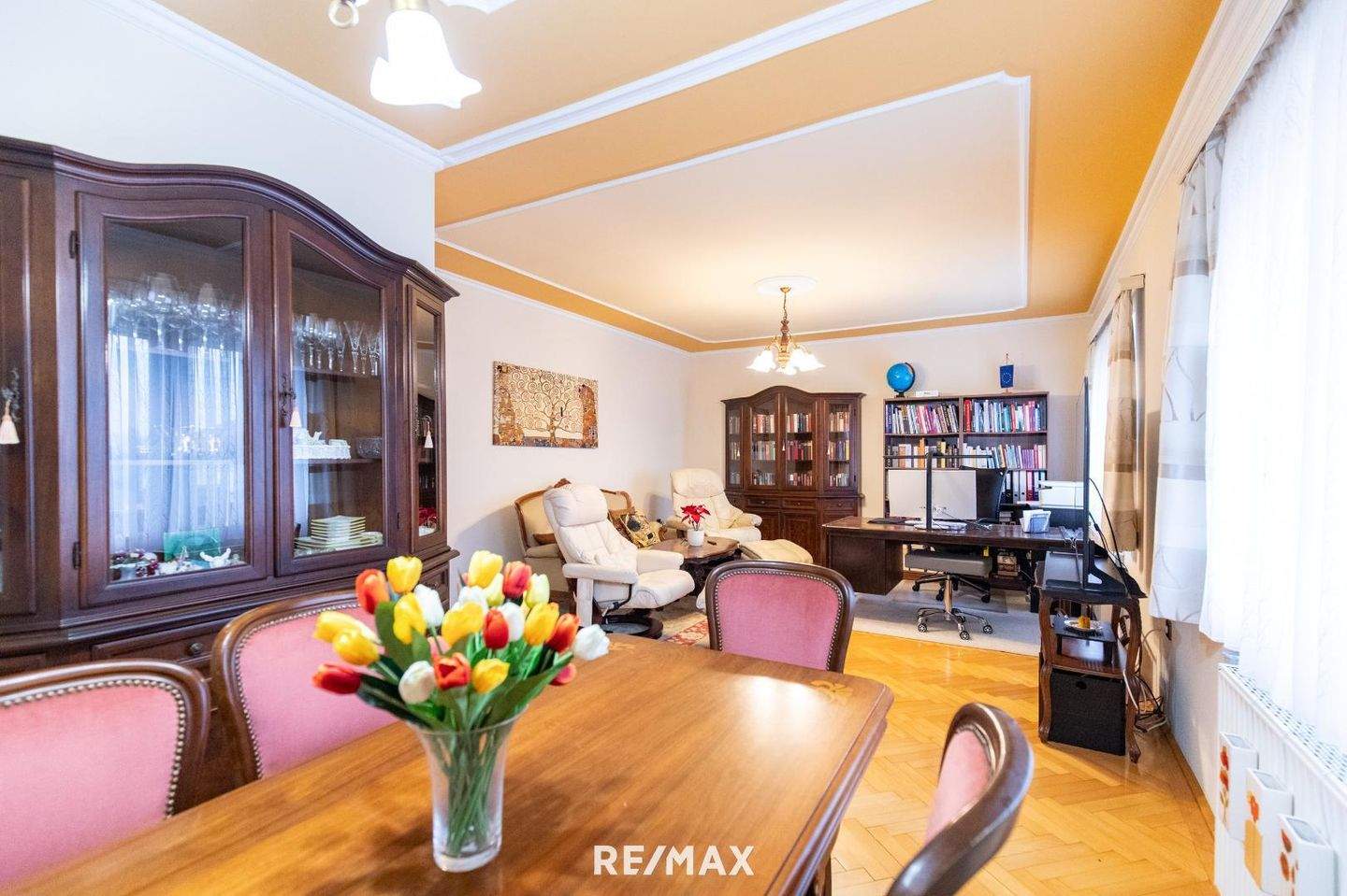 5 rooms House in Zurndorf, Austria No. 128964