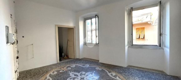 Apartamento de 5 dormitorios en Genoa, Italy No. 370408 2
