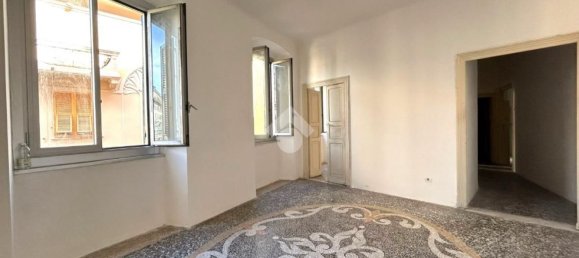 Apartamento de 5 dormitorios en Genoa, Italy No. 370408 3