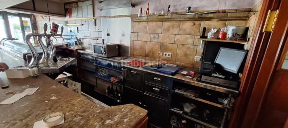  Commercial property in Benidorm, Spain No. 31015 2