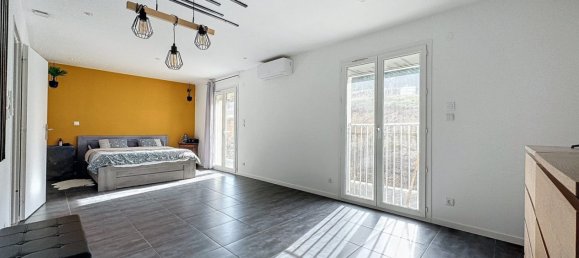 5 bedrooms Villa in Pont-Eveque, France No. 205469 33