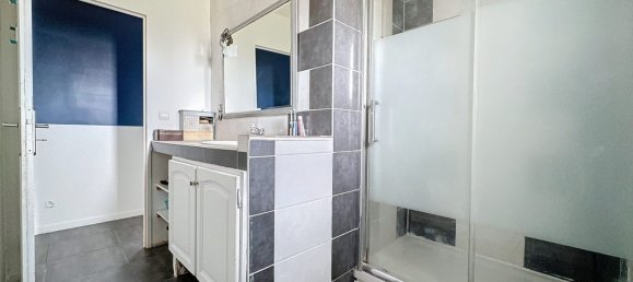 5 bedrooms Villa in Pont-Eveque, France No. 205469 31