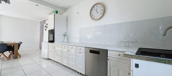 5 bedrooms Villa in Pont-Eveque, France No. 205469 10