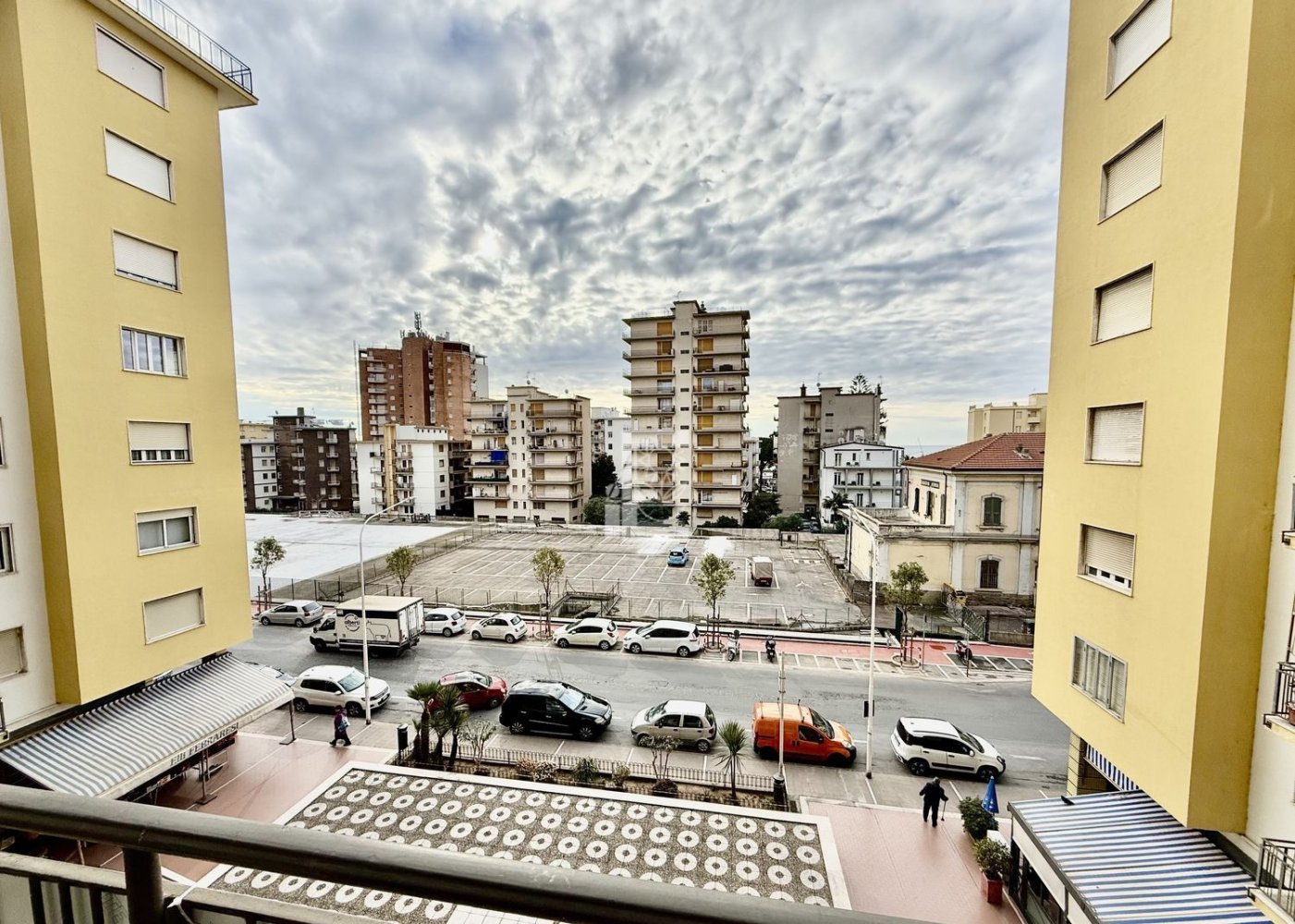 2 rooms Apartment in Taggia, Italy No. 148373