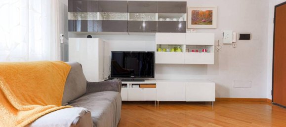 3 rooms Apartment in Rome, Italy No. 31921 7