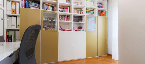 3 rooms Apartment in Rome, Italy No. 31921 10