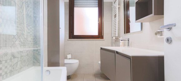 3 rooms Apartment in Rome, Italy No. 31921 20