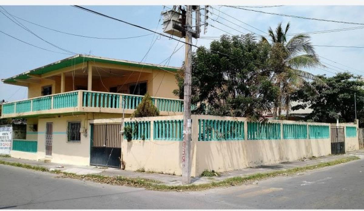 5 bedrooms House in Veracruz, Mexico No. 224821