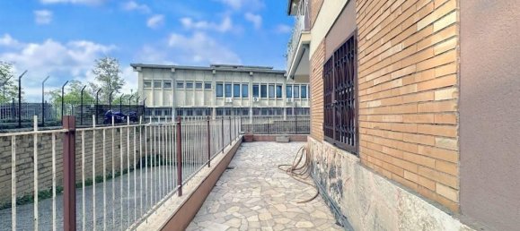 3 rooms Apartment in Rome, Italy No. 30509 39