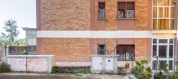 3 rooms Apartment in Rome, Italy No. 30509 54