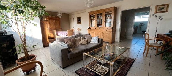 2 bedrooms Apartment in Metz, France No. 230653 3