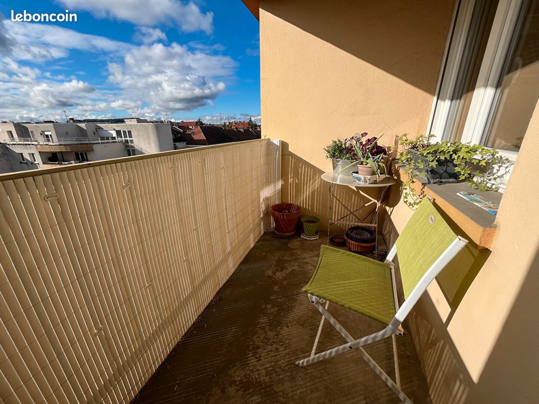 2 bedrooms Apartment in Metz, France No. 230653