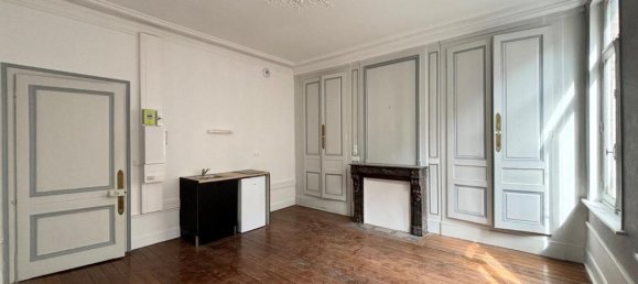 Estudio en Amiens, France No. 83360 2