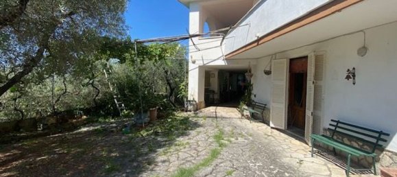 14 bedrooms Duplex in Formia, Italy No. 107747 9