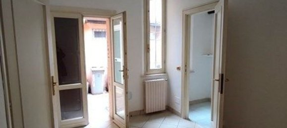 Gewerbliche Immobilie in Bondeno, Italy 54m², Nr. 65802 7