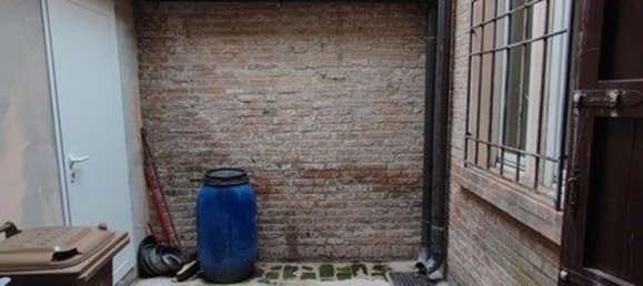 Gewerbliche Immobilie in Bondeno, Italy 54m², Nr. 65802 16