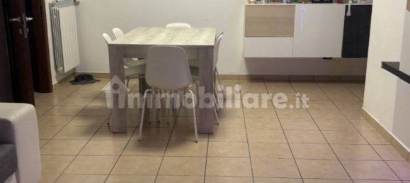 3 rooms Apartment in Casaletto Lodigiano, Italy No. 322949 4