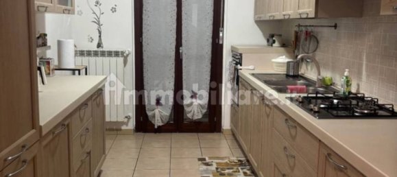 3 rooms Apartment in Casaletto Lodigiano, Italy No. 322949 6