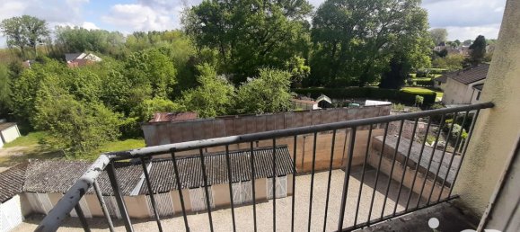 Apartamento de 3 dormitorios en Romilly-sur-Seine, France No. 268515 2