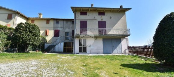 4 bedrooms House in Sala Baganza, Italy No. 325775 7