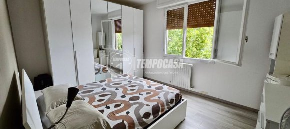 2 rooms Apartment in Reggio Emilia, Italy No. 266962 5
