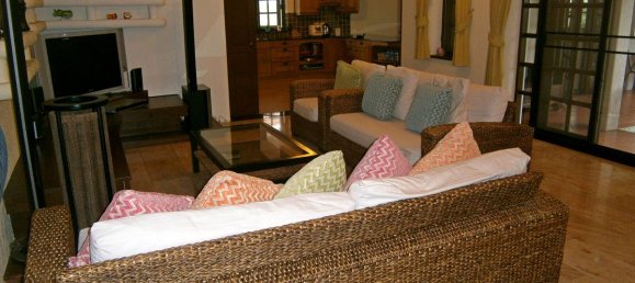 3 bedrooms Cafe / restaurant in Pattaya, Thailand No. 1615 2