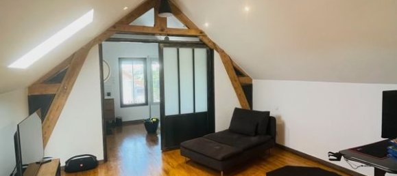 Casa T5 em Ruelle-sur-Touvre, France N.º 317423 10