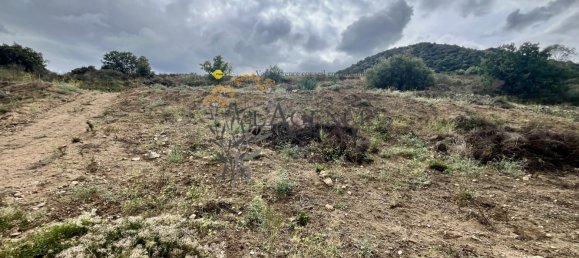  Land in Monticello, France No. 81679 2