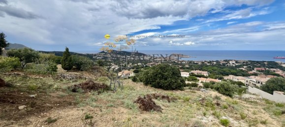  Land in Monticello, France No. 81679 4