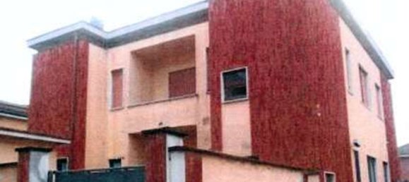 4 rooms Apartment in Casorezzo, Italy No. 181027 4