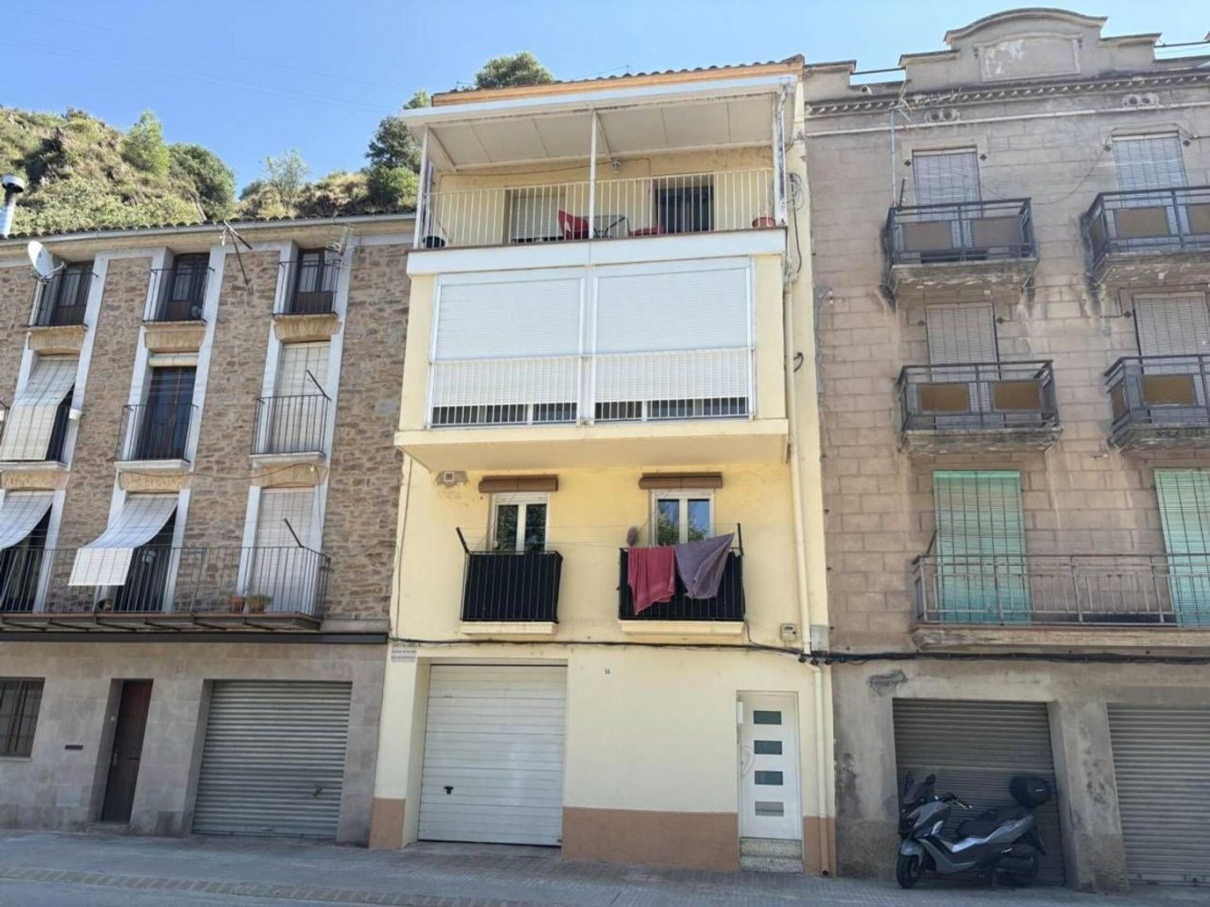 Здание 240м² в Сурия, Испания № 168176