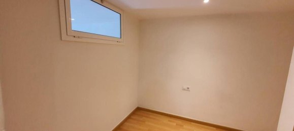 Здание 240м² в Сурия, Испания № 168176 9