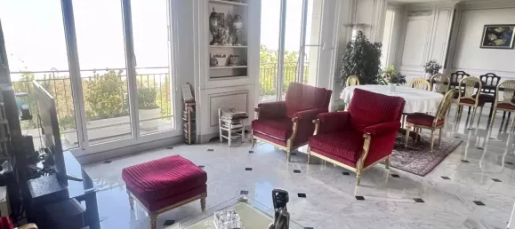 3 bedrooms Apartment in Paris, France No. 176917 4