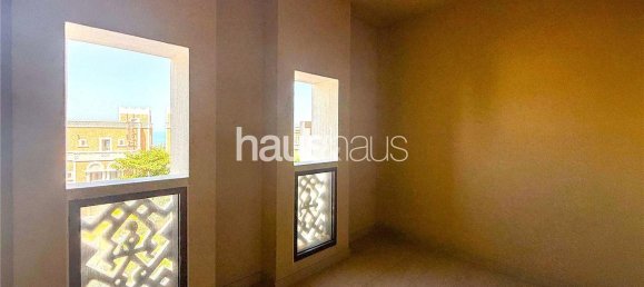 2 bedrooms Apartment in Palm Jumeirah, UAE No. 99113 12