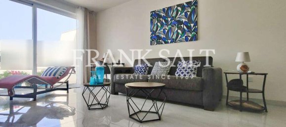 1 bedroom Penthouse in Saint Paul's Bay, Malta No. 8001 2