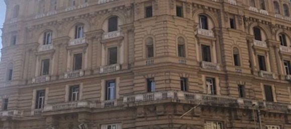 6 bedrooms Apartment in Naples, Italy No. 376753 3