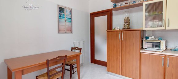 3-Zimmer Wohnung in Montecorvino Pugliano, Italy, Nr. 64163 5
