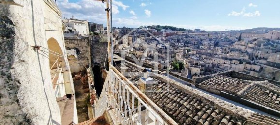4 bedrooms Apartment in Matera, Italy No. 298104 5