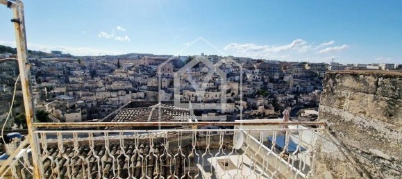 4 bedrooms Apartment in Matera, Italy No. 298104 4