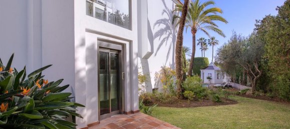 Villa T5 em Estepona, Spain N.º 127510 16