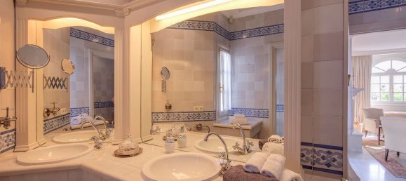 Villa T5 em Estepona, Spain N.º 127510 11