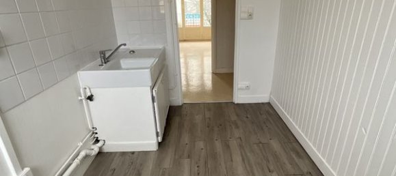 2 bedrooms Apartment in Reims, France No. 83148 7