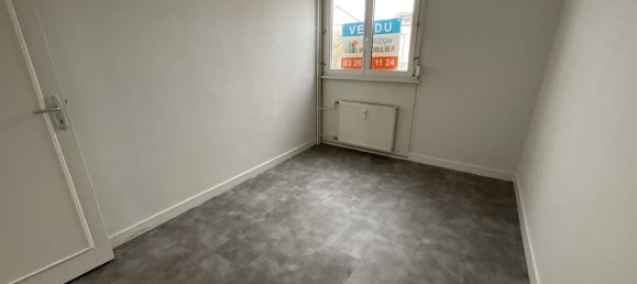 2 bedrooms Apartment in Reims, France No. 83148 6